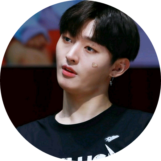 윤지성 image