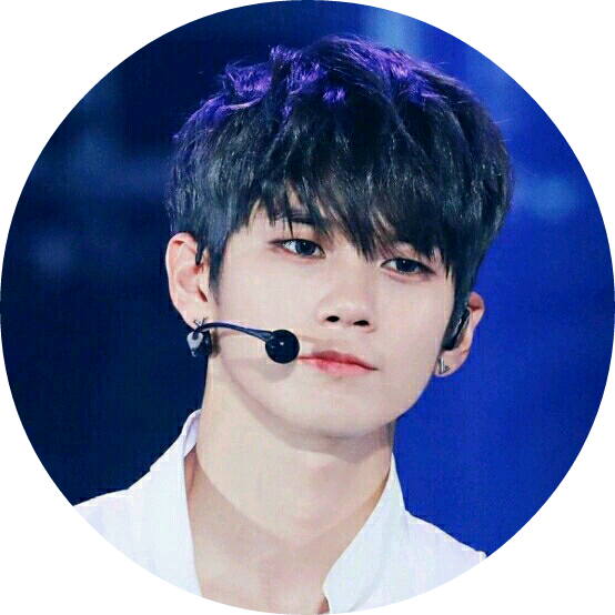 옹성우 image