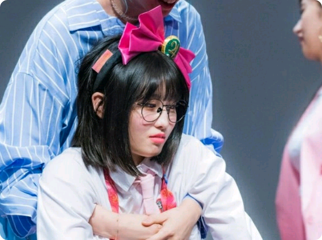 Kim Jae-hwan está siendo intimidado ㄷㄷㄷ thumbnail