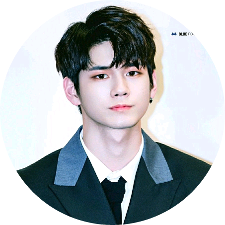 옹성우 image
