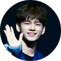 옹성우 image