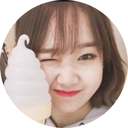 강유정 image