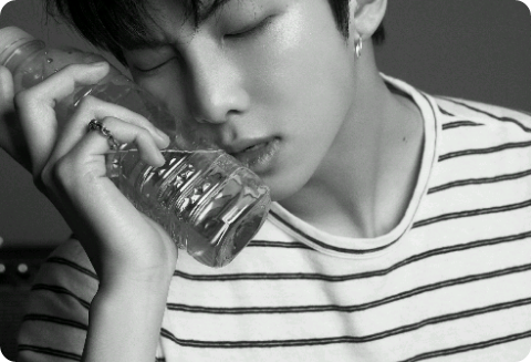 [단편]짙은 꽃향기 심장을 도려내고 thumbnail