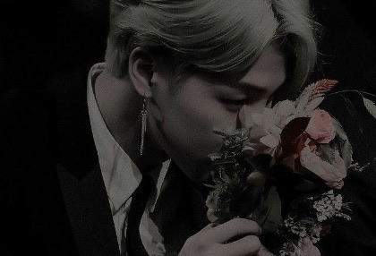 [TALK] 아저씨, 나 좋아해요? thumbnail