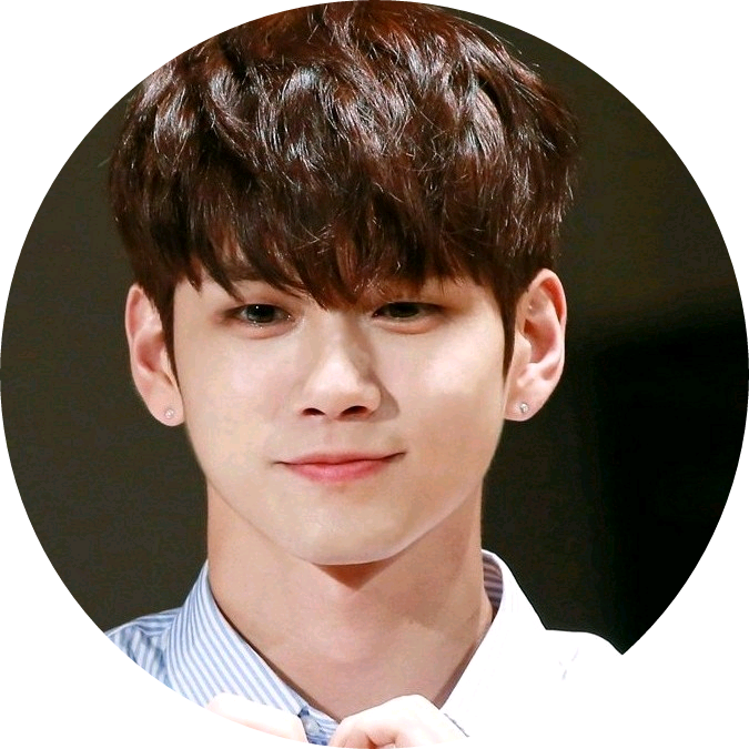 옹성우 image