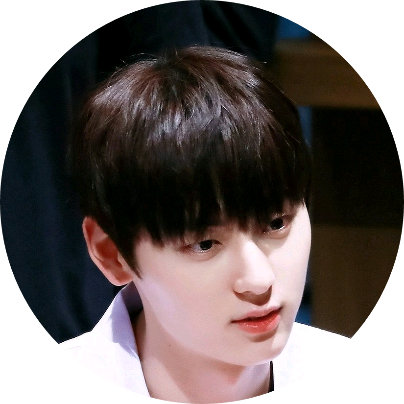 황민현 image