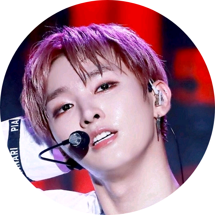 윤지성 image