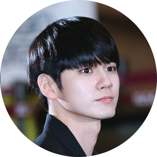 옹성우 image