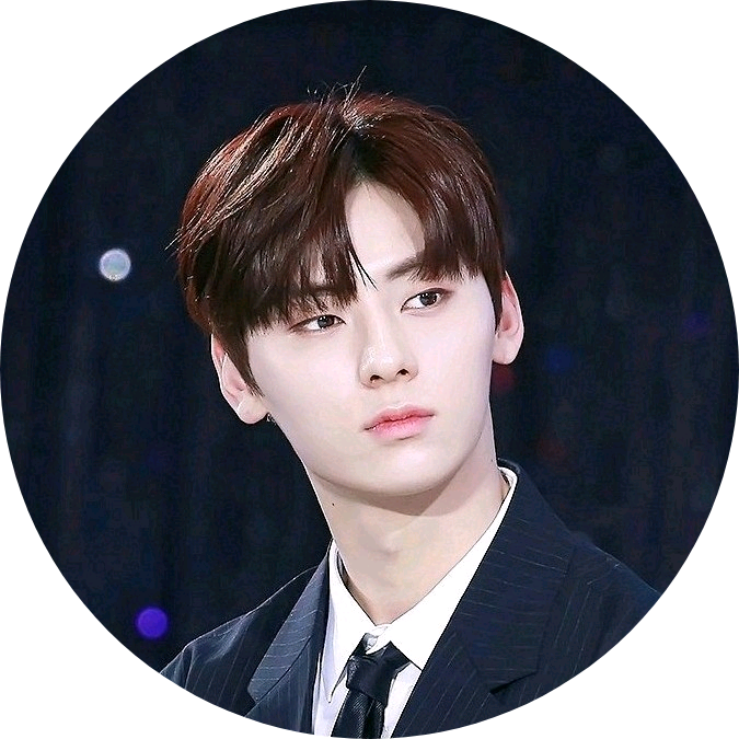 황민현 image