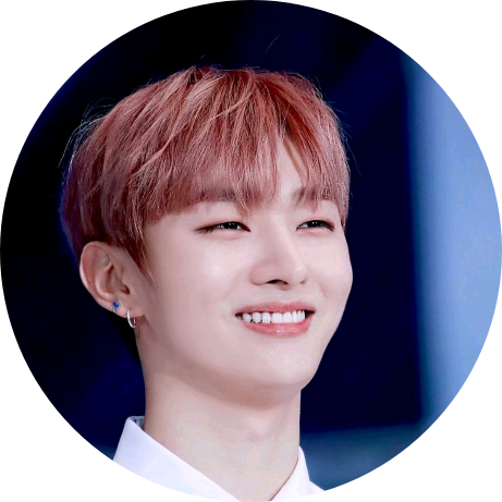 윤지성 image