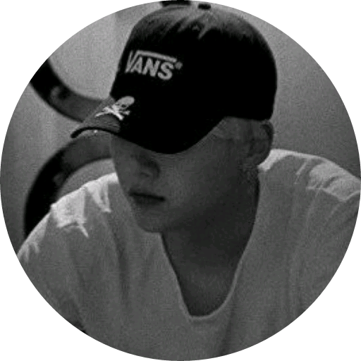 민윤기 image