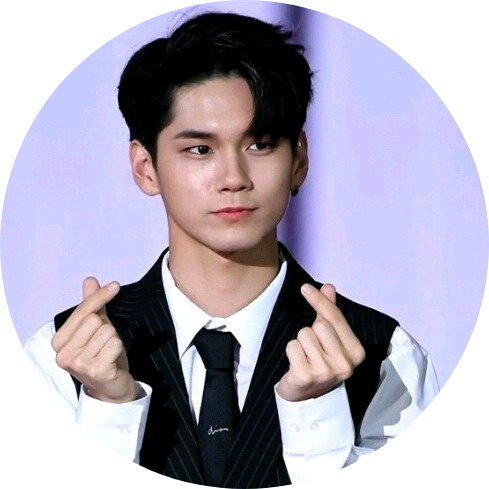 옹성우 image