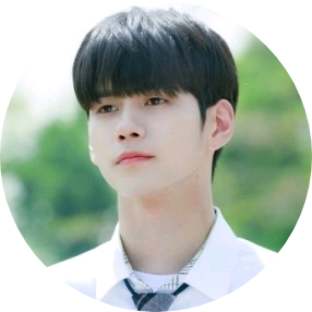 옹성우 image