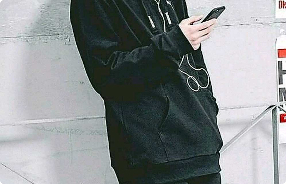 当一个恶霸遇到一个正常人 thumbnail