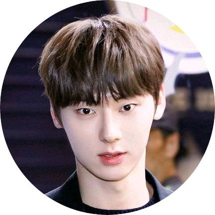 황민현 image