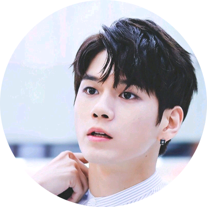 옹성우 image