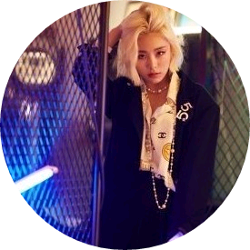 휘인 image