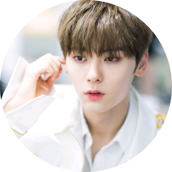 황민현 image