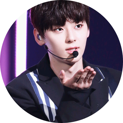 황민현 image