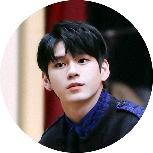 지나가던 옹성우 image