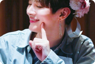 Ji Sung oppa♡À moi ! 2 thumbnail