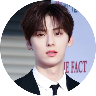 황민현 image