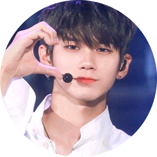 옹성우 image