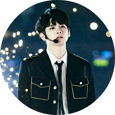 옹성우 image