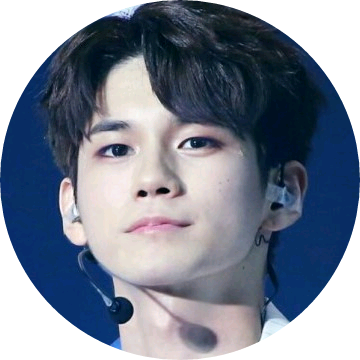 옹성우 image
