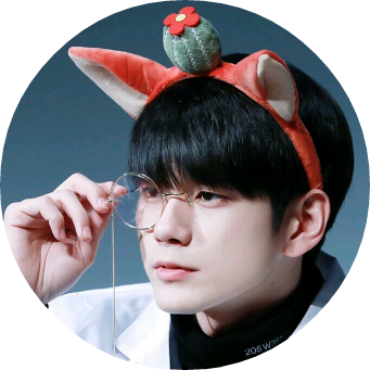옹성우 image