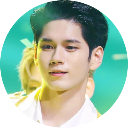 옹성우 image
