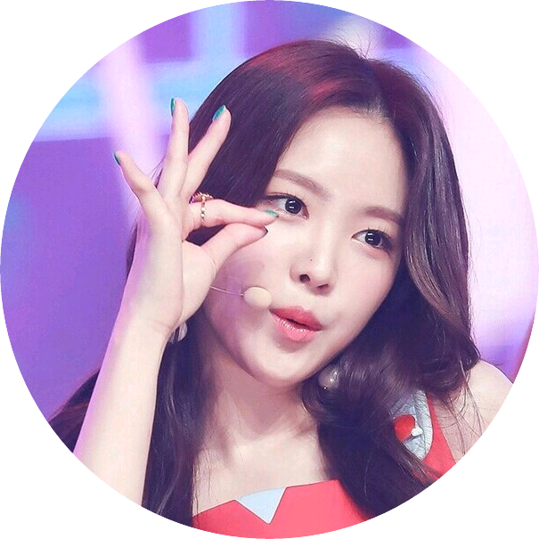 손나은 image