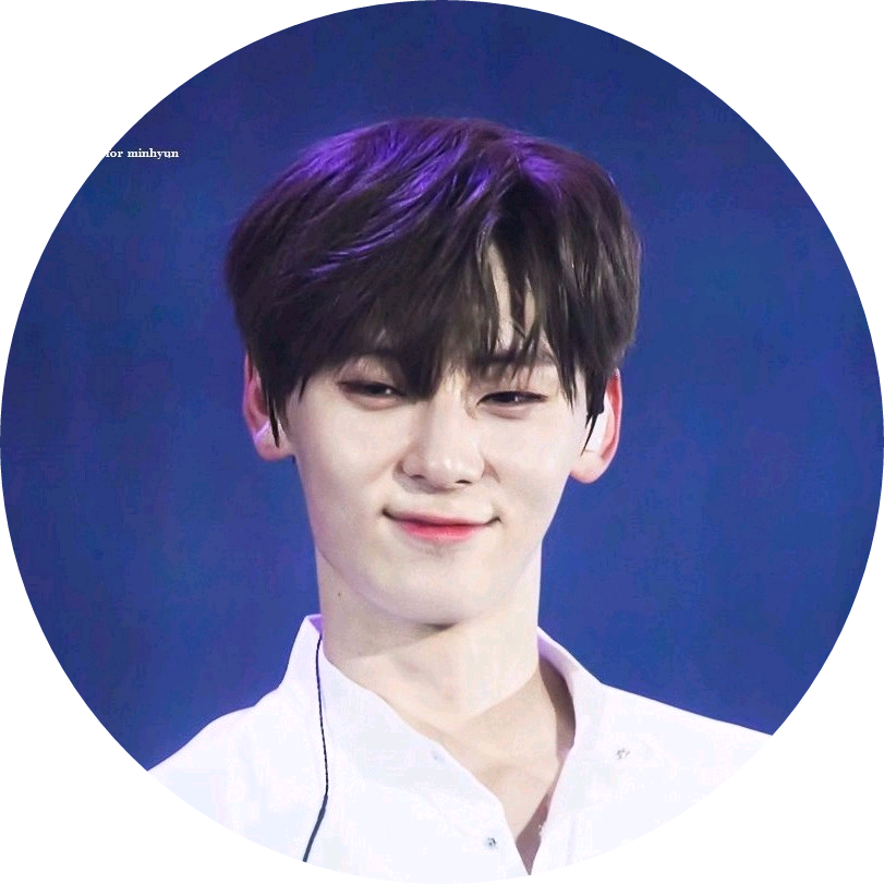 황민현 image