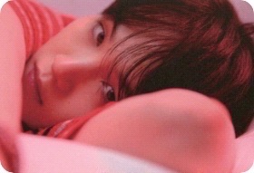 생존자들의 뜨거운 연예 thumbnail