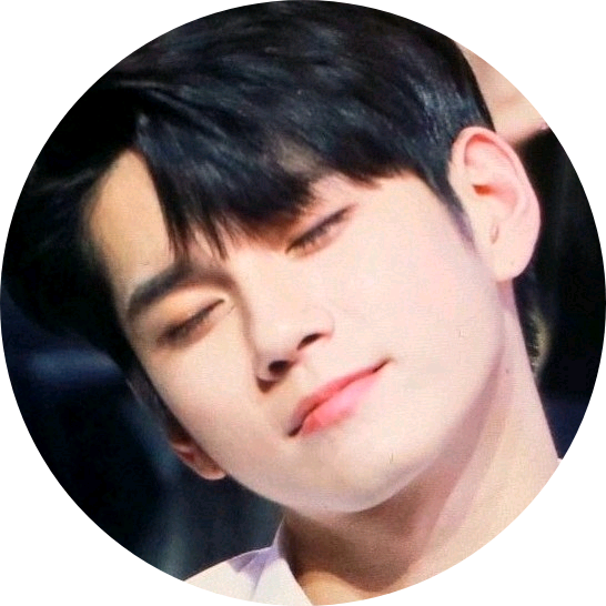옹성우 image