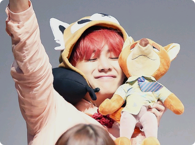 Between seniors and juniors. thumbnail