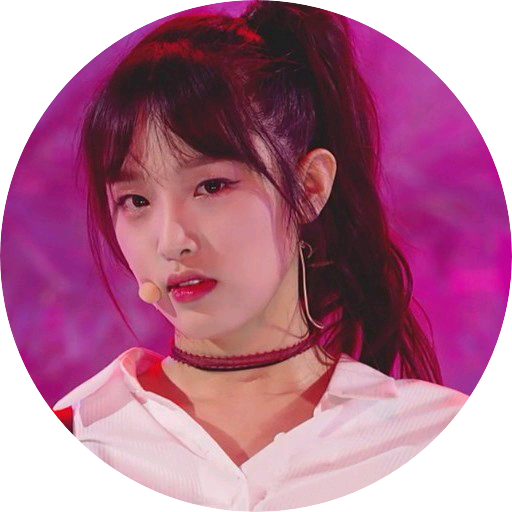 최예나/18 image