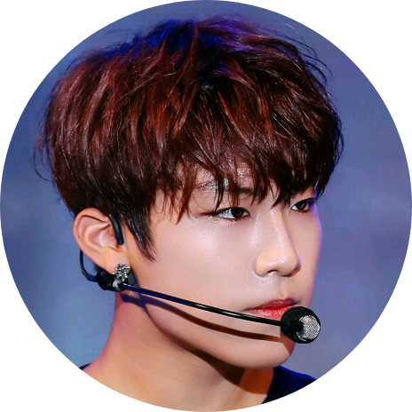 우진 image