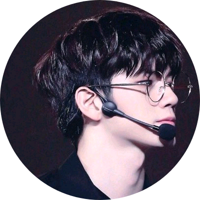 옹성우 image