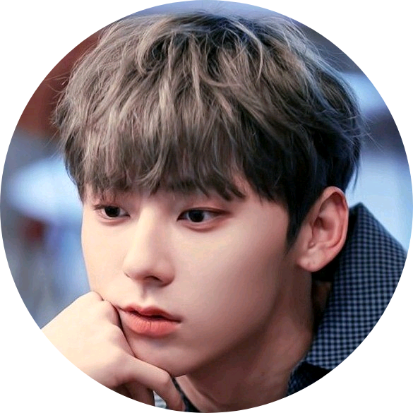 황민현 image