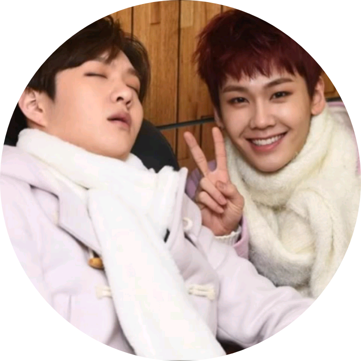 모찌섭훈 작가☆ image