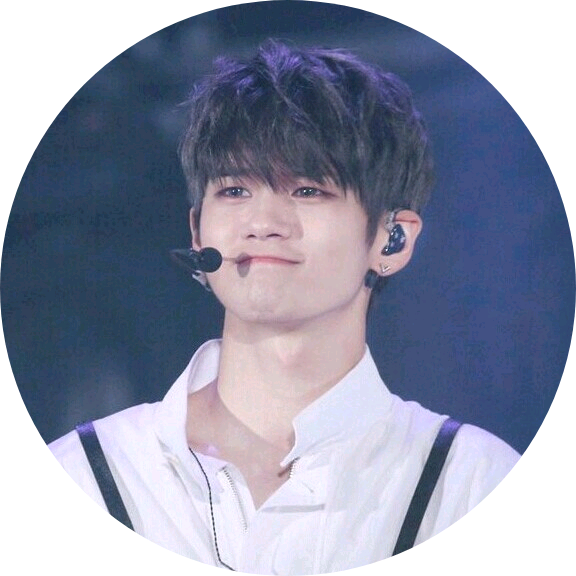 옹성우 image