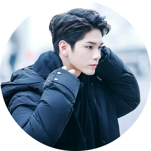 옹성우 image