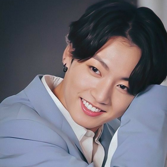 전정국(23) image