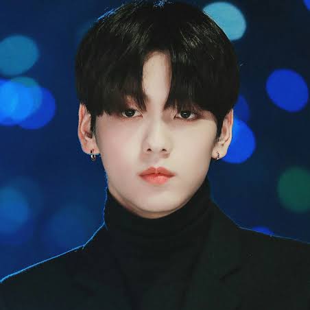 최수빈(20) image