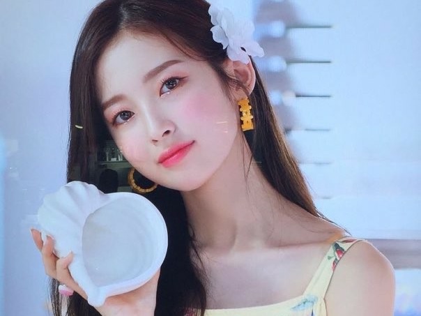김아린(19) image