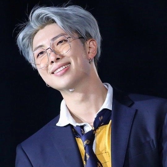 김남준(26) image