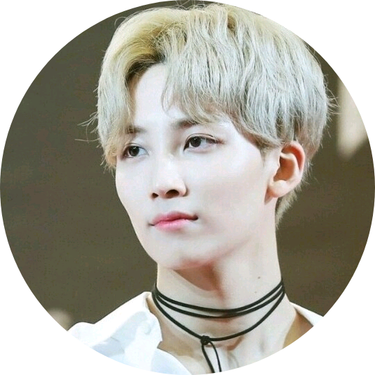 윤정한 image