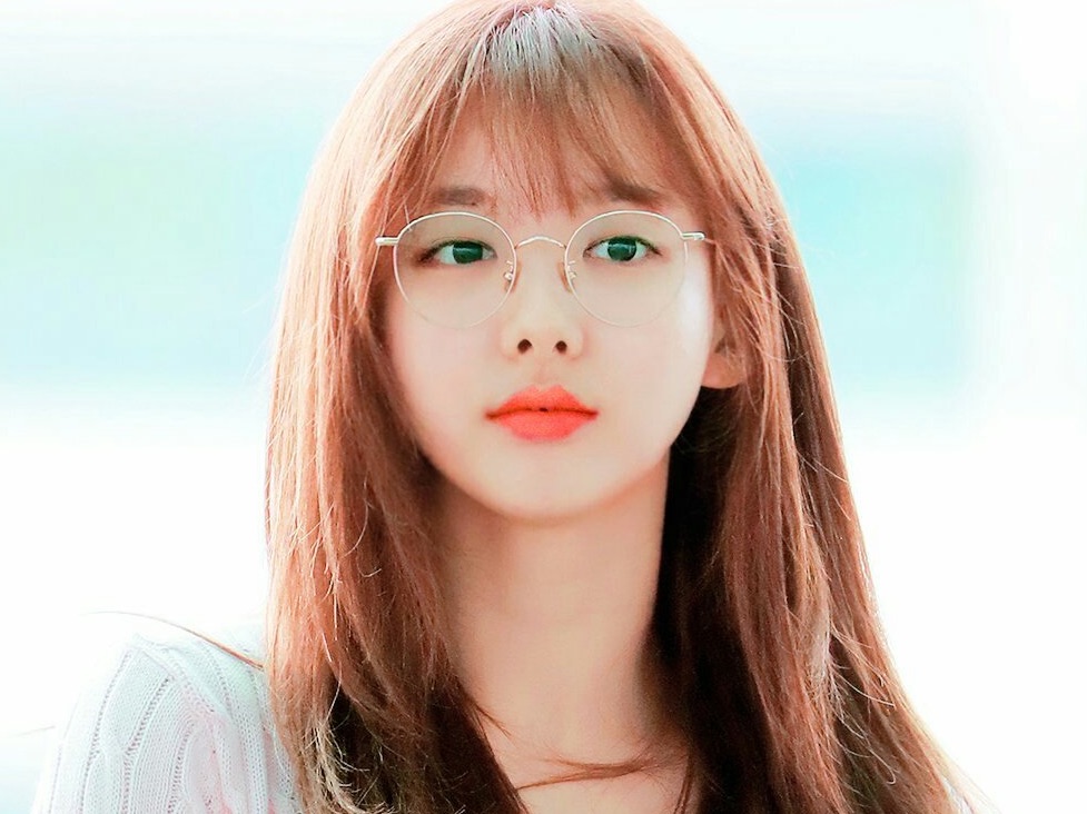 이여주(22) image