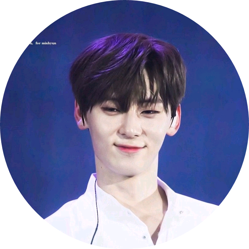 황민현 image